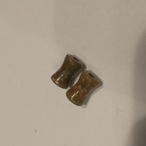 4 gauge handcrafted stone carved tunnels - Picture 1 of 2